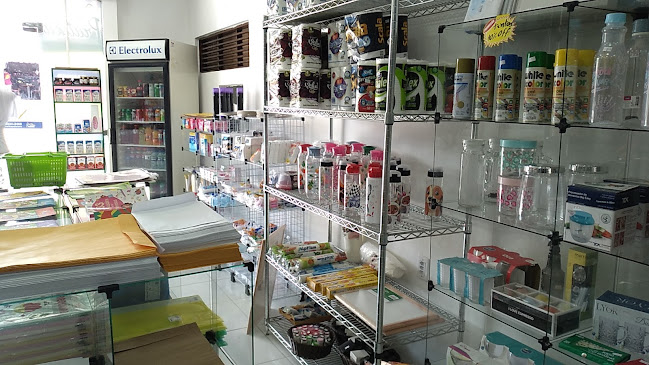 Prátika Papelaria e Conveniência - Livraria