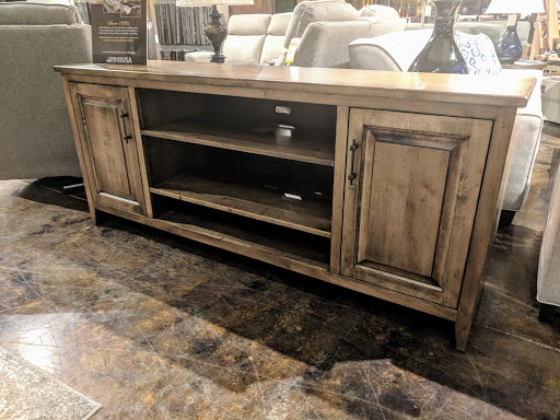 Furniture Store «Mueller Furniture», reviews and photos, 9 Fountain Grass Dr, Lake St Louis, MO 63367, USA