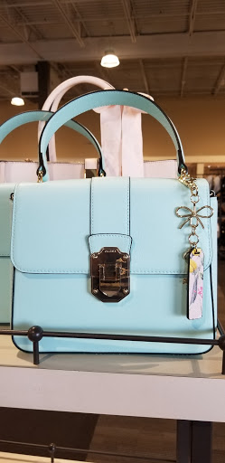 Shoe Store «DSW Designer Shoe Warehouse», reviews and photos, 8502 Eager Rd, Brentwood, MO 63144, USA