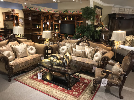 Furniture Store «Gallery Furniture», reviews and photos, 770 E Altamonte Dr, Altamonte Springs, FL 32701, USA