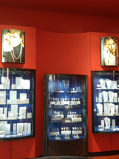 Jewelry Store «Swarovski», reviews and photos, 1421 Walnut St, Philadelphia, PA 19102, USA