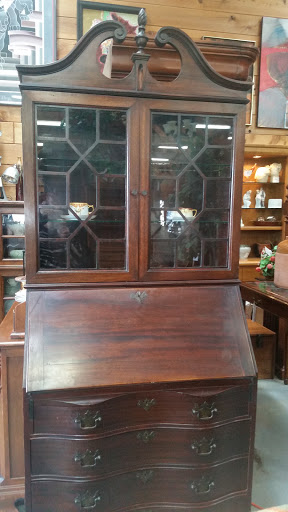 Furniture Store «Timeless Treasures Home Consignment», reviews and photos, 4554 Broad St #120, San Luis Obispo, CA 93406, USA