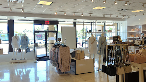 Shopping Mall «Silver Sands Premium Outlets», reviews and photos, 10562 Emerald Coast Pkwy W, Miramar Beach, FL 32550, USA