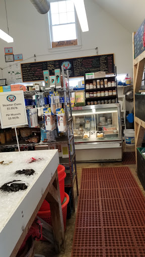 Seafood Market «Pine Tree Seafood & Produce», reviews and photos, 655 US-1, Scarborough, ME 04074, USA