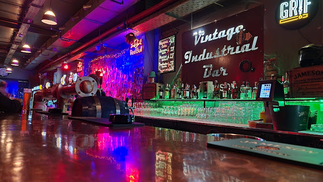 Vintage Industrial - Bar