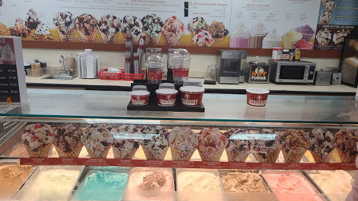 Ice Cream Shop «Cold Stone Creamery», reviews and photos, 250 N Atlantic Ave #102, Daytona Beach, FL 32118, USA