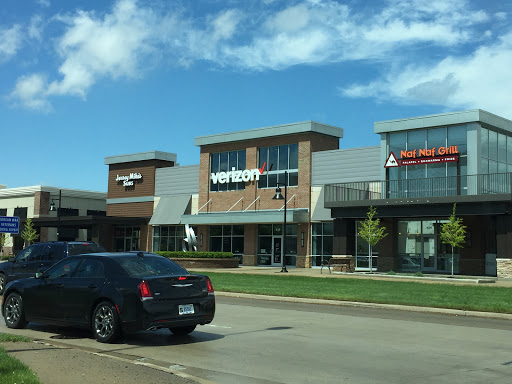 Cell Phone Store «Verizon», reviews and photos, 636 W Big Beaver Rd, Troy, MI 48084, USA