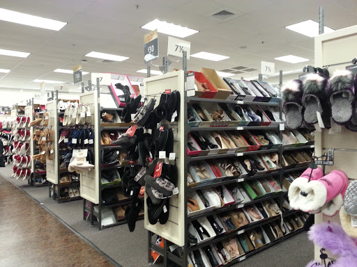 Department Store «Nordstrom Rack Orland Park Place», reviews and photos, 140 Orland Park Pl, Orland Park, IL 60462, USA