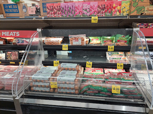 Grocery Store «Grocery Outlet Bargain Market», reviews and photos, 1523 Fremont Blvd, Seaside, CA 93955, USA