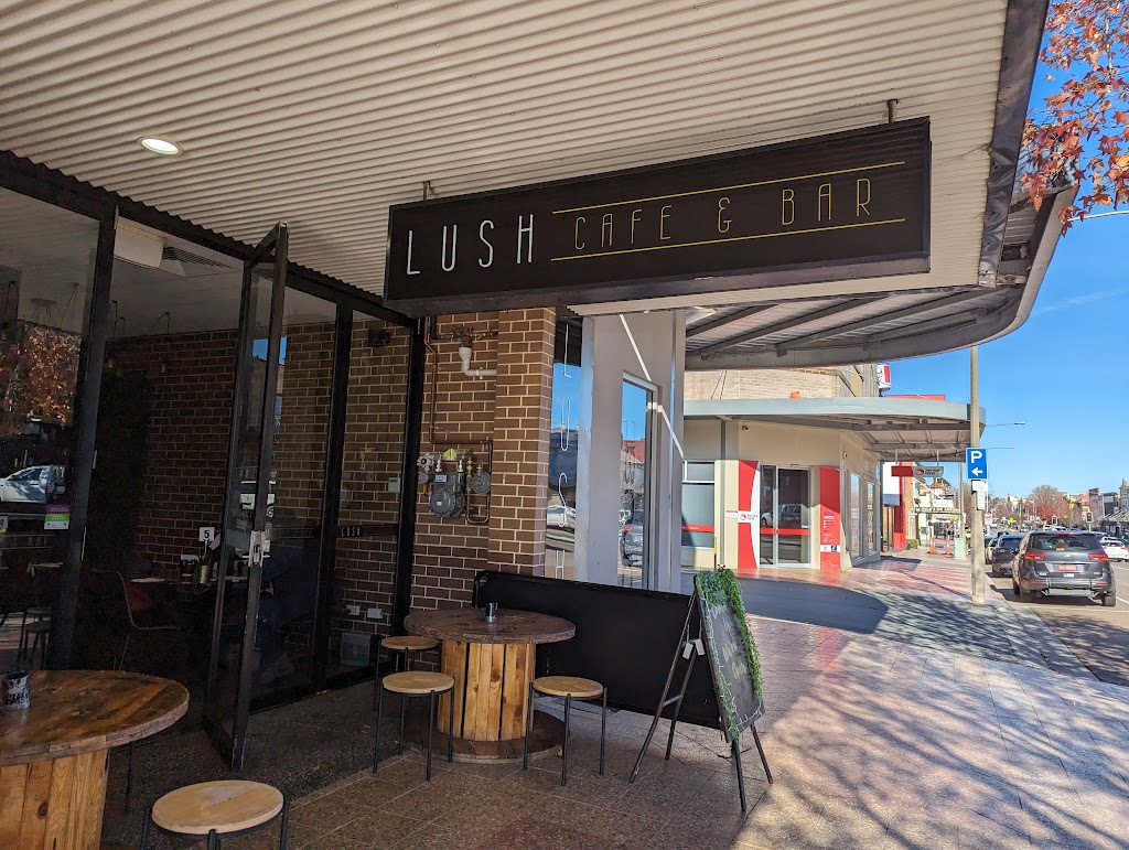 Lush cafe & bar 2580