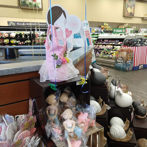 Grocery Store «Safeway», reviews and photos, 20620 W Homestead Rd, Cupertino, CA 95014, USA