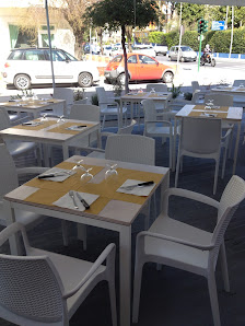 Liberi Pizzeria Viale Cristoforo Colombo, 352/B, 55041 Lido di Camaiore LU, Italia