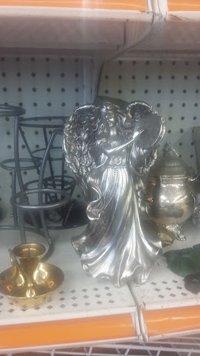 Thrift Store «CHKD Thrift Stores», reviews and photos, 11049 Warwick Blvd, Newport News, VA 23601, USA