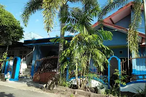 Balai Serba Guna Rt.02 .RW 05 Komplek Wengga Jaya Indah IV image