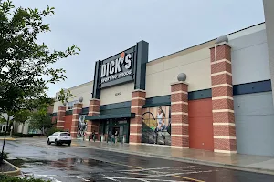 DICK'S Sporting Goods image