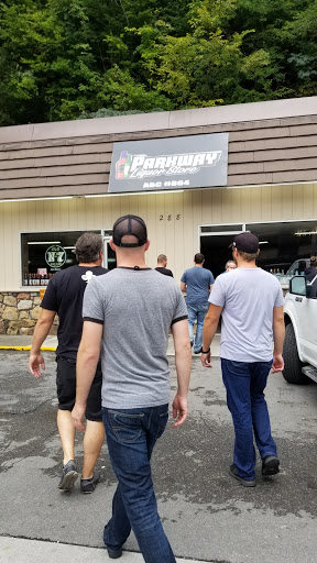 Liquor Store «Parkway Liquor Store», reviews and photos, 288 Parkway, Gatlinburg, TN 37738, USA