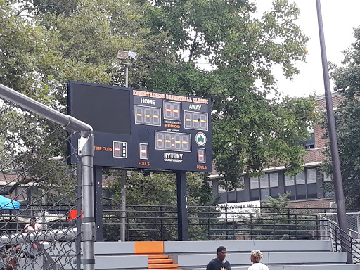 Park «Holcombe Rucker Park», reviews and photos, 280 W 155th St, New York, NY 10039, USA