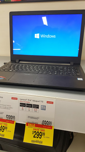 Auto Parts Store «AutoZone», reviews and photos, 1985 SE Tualatin Valley Hwy, Hillsboro, OR 97123, USA