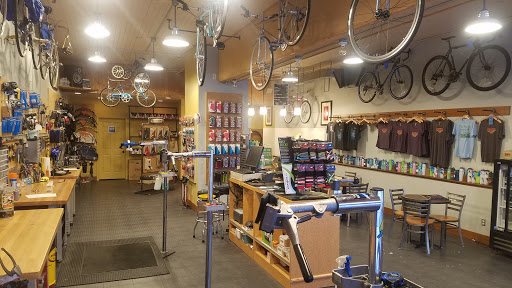 Bicycle Repair Shop «Coulee Bicycle Co.», reviews and photos, 213 Main St, Onalaska, WI 54650, USA