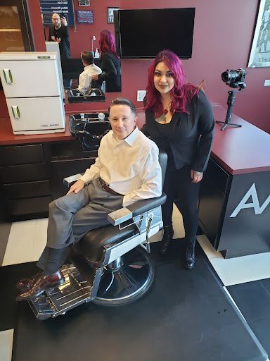 Barber Shop «American Man Barbershop», reviews and photos, 893 S Randall Rd, Elgin, IL 60123, USA