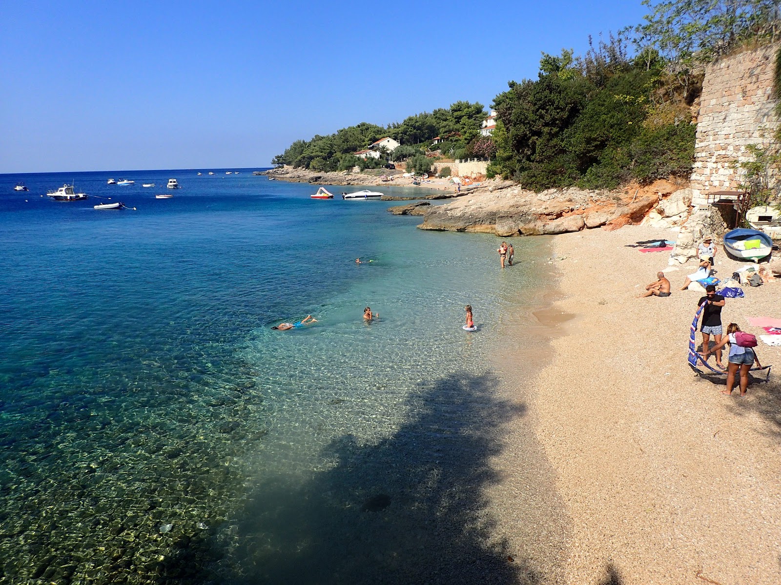Skalinada beach'in fotoğrafı vahşi alan