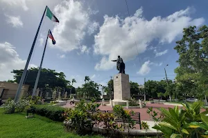 Benito Juarez Square image