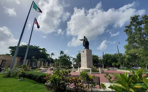 Benito Juarez Square image