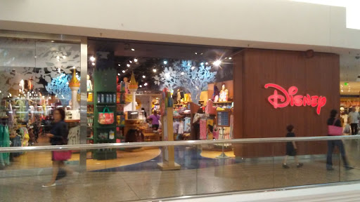 Toy Store «Disney Store», reviews and photos, 500 W Farms Mall, Farmington, CT 06032, USA