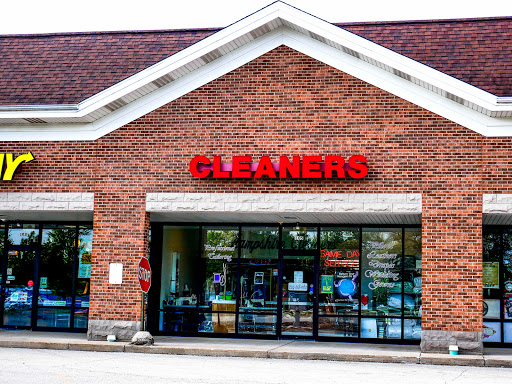 Dry Cleaner «Hampshire Cleaners», reviews and photos, 105 W Oak Knoll Dr, Hampshire, IL 60140, USA