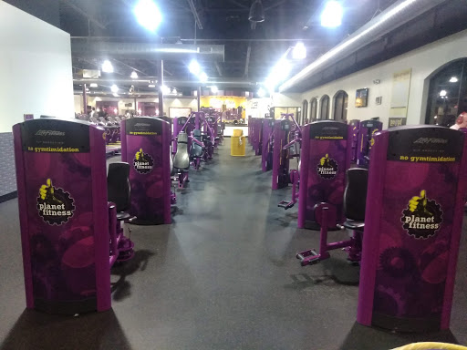 Gym «Planet Fitness - Leominster, MA», reviews and photos, 975 Merriam Ave, Leominster, MA 01453, USA