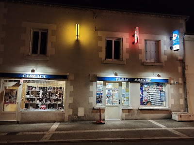 Tabac Presse "Le Nationale 10" à La Celle-Saint-Avant