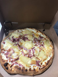 Plats et boissons du Pizzeria Pizz'eli à Pérenchies - n°18