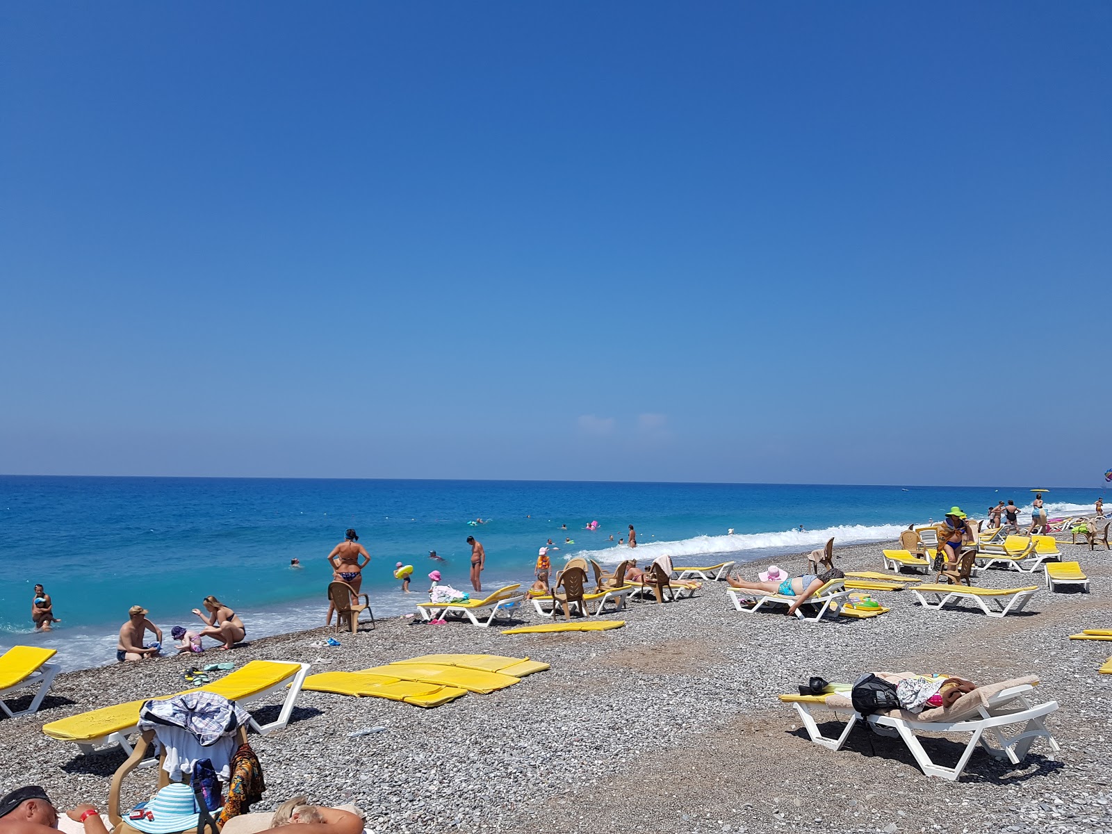 Φωτογραφία του Sea Garden beach παροχές περιοχής