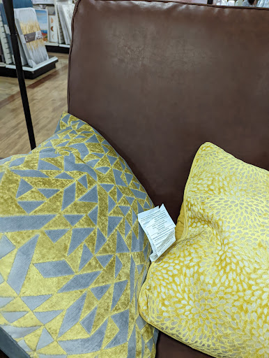 Department Store «T.J. Maxx and HomeGoods», reviews and photos, 1251 Industrial Rd, San Carlos, CA 94070, USA