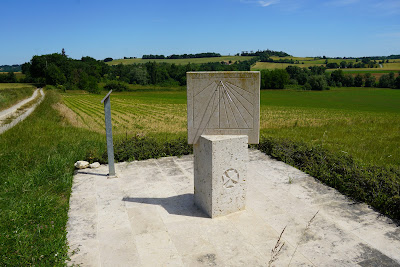 cadran solaire à Nomdieu