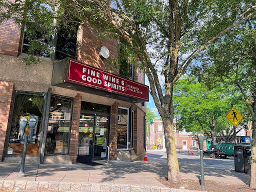 Narberth Wine & Spirits, 1 Station Cir, Narberth, PA 19072, USA, 