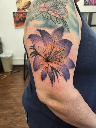 Explore small beachy tattoo ideas, creative tattoo ideas in Lewiston, available at Walkins tattoos studio