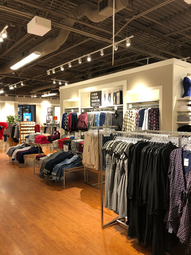 Clothing Store «Banana Republic», reviews and photos, 1100 Stanley K Tanger Dr, Lancaster, PA 17602, USA
