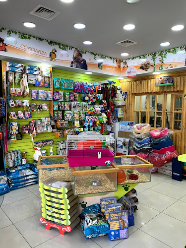 Opiniones de Pet Happy El Tamarugo, Vitacura en Vitacura - Centro comercial