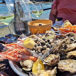 Photo n°9 de Huitres Mahé Frères à Larmor-Baden ()