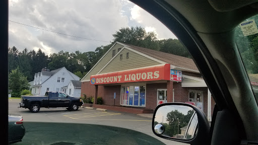 Liquor Store «76 Discount Liquors», reviews and photos, 65 Southwick Rd, Westfield, MA 01085, USA