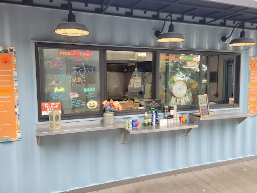 Shopping Mall «Channelside Bay Plaza», reviews and photos, 615 Channelside Dr #117, Tampa, FL 33602, USA