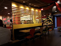 Atmosphère du Restauration rapide McDonald's Duparc à Sainte-Marie - n°6