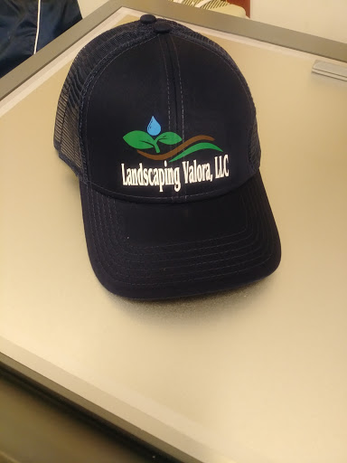 Custom T-shirt Store «Design Printing», reviews and photos, 589 Main St, Warsaw, VA 22572, USA