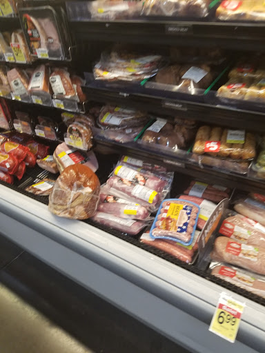 Grocery Store «Jewel-Osco», reviews and photos, 220 W Peace Rd, Sycamore, IL 60178, USA