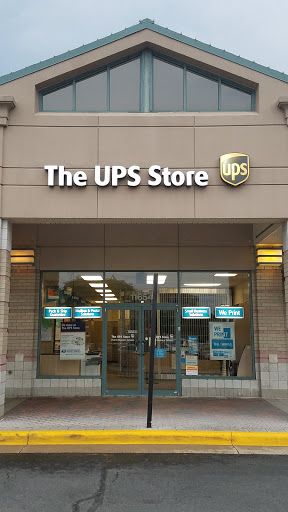 Shipping and Mailing Service «The UPS Store», reviews and photos, 11654 Plaza America Dr, Reston, VA 20190, USA