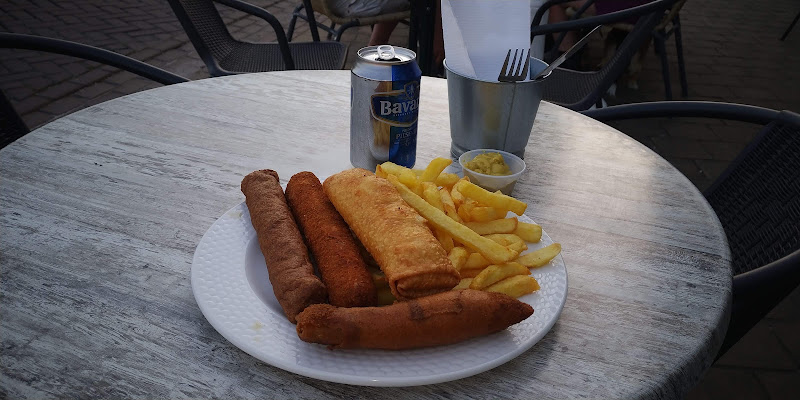 Lenie’s Cafetaria, Restaurant in Maarheeze