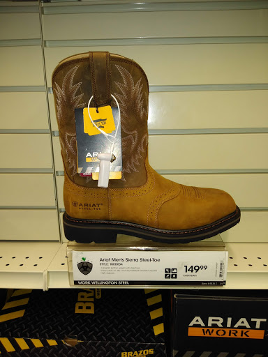 Sporting Goods Store «Academy Sports + Outdoors», reviews and photos, 4215 Jimmy Lee Smith Pkwy Suite 4, Hiram, GA 30141, USA