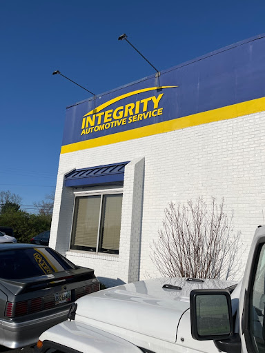 Roofing Contractor «Kaiser Roofing and Exteriors», reviews and photos, 8354 Princeton Glendale Rd, West Chester Township, OH 45069, USA