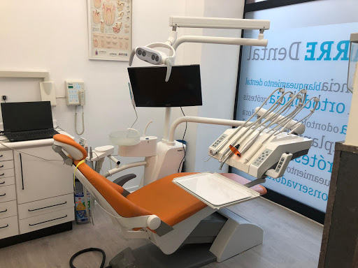 Información y opiniones sobre CLINICA DENTAL IRRIBARRE de Vitoria-Gasteiz